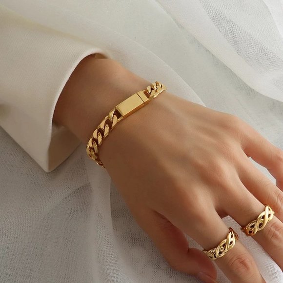 Jewelry - Gold Fashion Bracelet